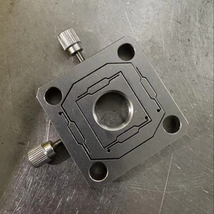 Plateau optique XY de précision ±0,005 mm avec réglage <span class=keywords><strong>micro</strong></span>, composant central en acier inoxydable, alternative au système Thorlabs - Product Image 1