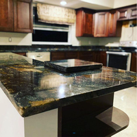 Comptoirs de cuisine en granit doré personnalisés YDSTONE, granit noir naturel Stromboli Magma Gold pour plans de travail