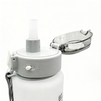 Bouteille d'eau portable en plastique colorée anti-fuite de 32oz/350/500/750/1000ml avec paille pour le sport et la gym