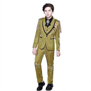Bordado amarillo Elaborado Flower Boys <span class=keywords><strong>Tuxido</strong></span> Blazer Ropa para niños Tallas grandes Traje de hombre Host Piano Performance - Product Image 1