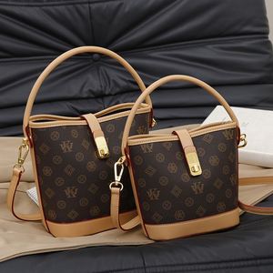 Fashionable PU Leather Ladies' Bucket Bag. 2025 New Model of High-end Luxury Brand Designer <b>Handbag</b>.0866 - Product Image 1
