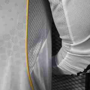 Camiseta de Fútbol del Real Madrid para Jugador 25-26, 100% Poliéster, Cuello Redondo, Manga Corta, Secado Rápido, Unisex, Adulto, 220g, Nombre del Equipo - Product Image 4