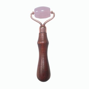 Rouleau de massage en jade personnalisé avec manche en bois multicolore pour le visage - Product Image 1