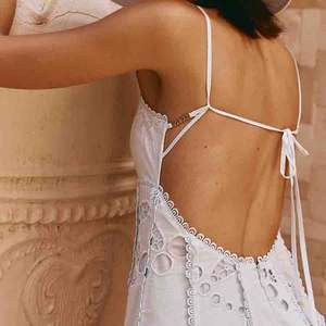 Robe longue décontractée en coton 100% brodée étoile de mer bleue ajourée, collection été Haute Couture - Product Image 6