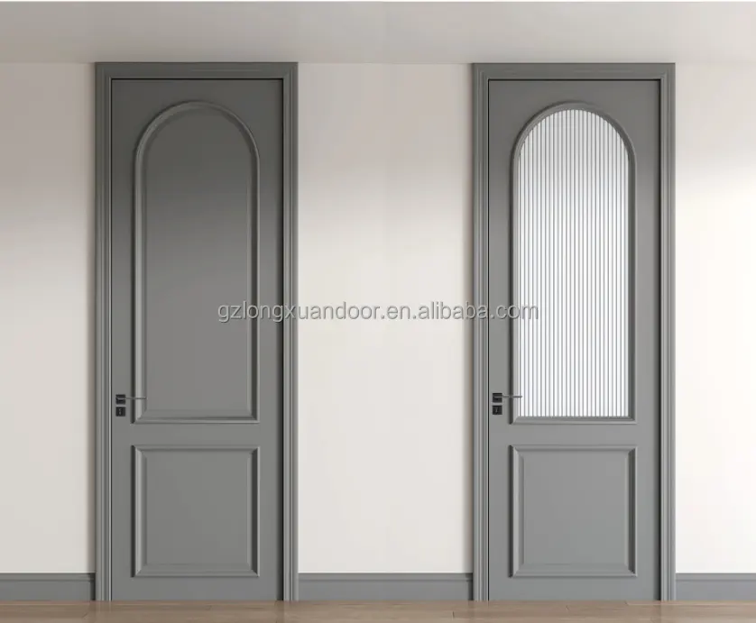LONGXUAN इंटीरियर किचन लकड़ी सरल डिजाइन आधा टेम्पर ग्लास दरवाजा डिजाइन लकड़ी का सिंगल डोर डिजाइन ग्लास पेंट्री दरवाजा