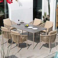 Ensemble de table et de chaises de salle à manger en aluminium moderne et durable pour l'extérieur - Meubles de jardin imperméables pour villa, patio, restaurant