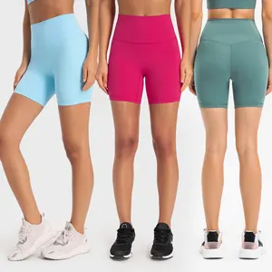 IDU görünmez cepler özel tasarım Yoga şort süper elastik kadın Push Up Fitness spor pantolon