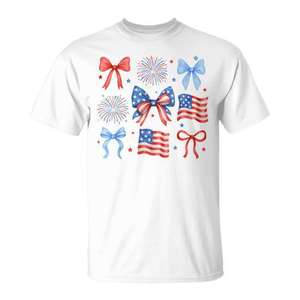 Camiseta para niñas Coquette con diseño de fuegos artificiales de la bandera de EE. UU., patriótica, para el 4 de julio - Product Image 1