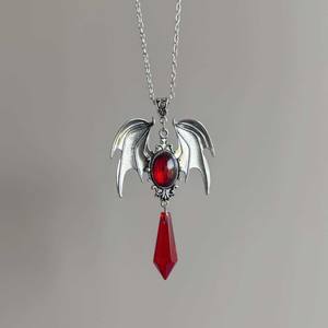 빈티지 고딕 바로크 루비 크리스탈 목걸이 박쥐 날개 디자인 피가로 나비 패턴 빅토리아 스타일 대체 패션 - Product Image 2
