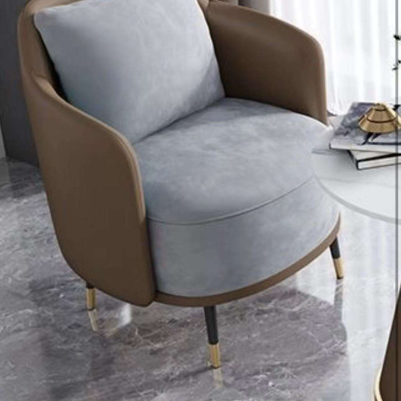 สีน้ำตาล