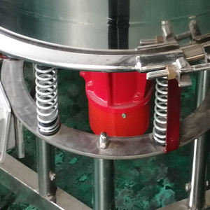 Criba Vibratoria Rotatoria Portátil de Alta Frecuencia de 3000 r/min - Product Image 4