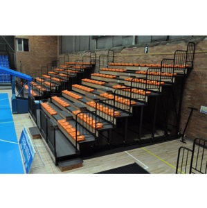 Gradas Móviles Telescópicas de Metal Duraderas y Personalizables de la Marca CETA, Hechas en Italia, para Interiores de Escuelas - Product Image 1