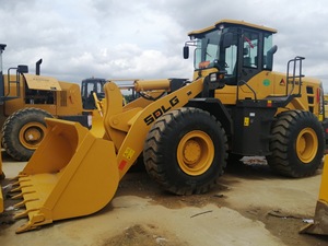 Utilisé pour la chargeuse sur pneus 835H, capacité nominale de 3 tonnes, moteur Cummins, capacité de la pelle de 1,8 m, composants principaux - Product Image 3