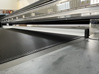 Imprimante à jet d'encre publicitaire Uv 3.2m 10 pieds Led Uv G5 rouleau à rouleau imprimante pour papier peint grand Format hybride extérieur
