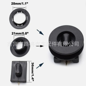 4x Clips universales para alfombrillas de coche con pasadores, sujetadores antideslizantes de plástico negro para fijación interior de automóviles - Product Image 2