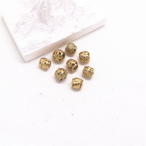 Perles d'espacement rondes en acier inoxydable plaqué or Yunnique pour la fabrication de bracelets, composants de bijoux moulés de 8 mm - Product Image 3