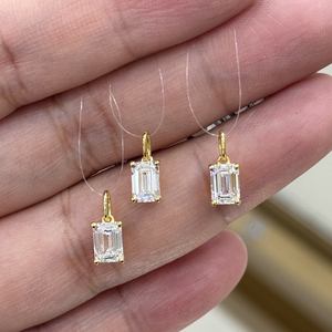 Collier élégant et durable en or blanc 18 carats avec diamant de laboratoire 1 carat, chaîne minimaliste en fil de pêche, brillant et raffiné - Product Image 6