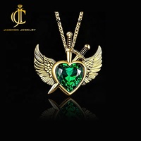 Collier pendentif Jiachen personnalisé en acier inoxydable, zircon vert exquis, flèche orthodoxe, plaqué or 18 carats, style Europe-Amérique