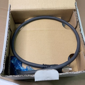KEYENCE LK-G152 High Speed, High-precision CCD Laser Displacement <b>Sensor</b> LK-G3000 Series <b>Sensor</b> Head Spot Laser Level 2 LK G152 - Product Image 2