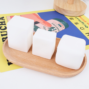 Jouet anti-stress souple en plastique en forme de tofu, déformable et extensible, pour enfants et adultes, vente en gros - Product Image 2