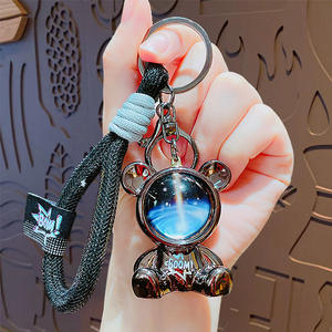 Llavero 3D de Oso Astronauta, Llavero de Robot con Cara de Astronauta - Product Image 5