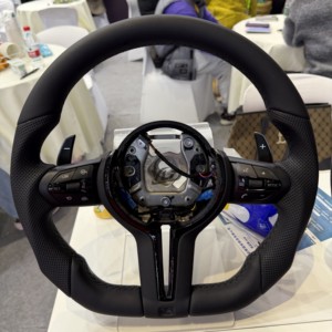 عجلة قيادة جلدية للسيارة لطرازات BMW F30 F10 F15 F36 F20 F22 F25 F32 M3 M4 M5 X5 E46 E60 E70 E90 E91 E92 <span class=keywords><strong>M</strong></span>، عجلة قيادة رياضية - Product Image 1