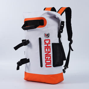 Sac à dos isotherme en PVC imperméable et anti-fuite pour femmes et hommes, sac isotherme souple pour canettes et repas, idéal pour le camping, la plage et les excursions - Product Image 2