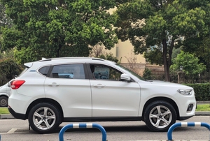 Haval H2 1.5T 2WD 2018 Usado, SUV Pequeño de Gasolina, Volante a la Izquierda, Auto de <span class=keywords><strong>Segunda</strong></span> <span class=keywords><strong>Mano</strong></span> Barato en Venta - Product Image 4