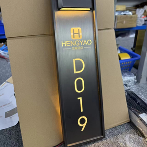 Plaque de porte d'hôtel haut de gamme personnalisable au design moderne en acier inoxydable et verre trempé avec écran tactile 'Ne <span class=keywords><strong>pas</strong></span> déranger' à faible consommation d'énergie - Product Image 1