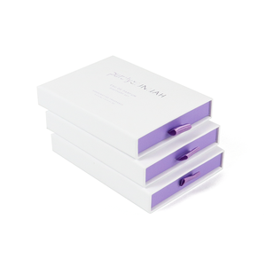 Caja de Regalo Cosmética Ecológica de Cartón Rígido Personalizada con Forro de Esponja y Grabado en Relieve para Brillo Labial y Maquillaje - Product Image 3