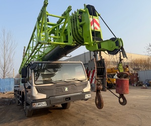 Grue sur camion Zoomlion Ztc250A année 2021, bon état, 25 tonnes, avec grue SAC1300t STC800t6 STC800t5 STC1000c7 à bas prix - Product Image 6
