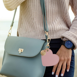 Superventas llavero colgante decoración llavero PU cuero llavero Fob llave cubierta corazón forma llavero - Product Image 5