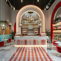 Charmant kiosque à café disposition café bar design comptoir café pour décoration en bois métal