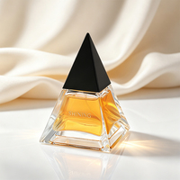 Luxuriöse Pyramidenförmige Parfümflasche im Ägyptischen Stil Einzigartige Dreieckige Glasflasche für Pharaonische Düfte Großhandel
