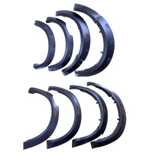 Guardabarros Delgados Estilo Defender 4x4 Todoterreno Negros para ISUZU D-MAX - Product Image 1