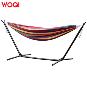 Hamaca Woqi para Exteriores con Estructura, Tamaño Doble, Diseño a Rayas, Tela de Algodón Roja, Uso Interior y Exterior - Product Image 2