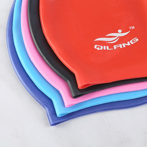 Gorro de natación de silicona Qilang, color sólido, alta elasticidad, protección impermeable para los oídos, para adultos y niños - Product Image 4