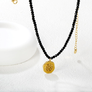 Collar de Acero Inoxidable Chapado en Oro de 18k con Colgante de Telaraña de Halloween para Mujer, Joyería de Fiesta con Dijes Temáticos - Product Image 3