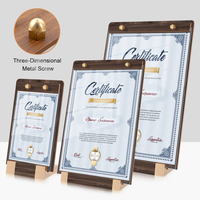 Benutzer definierte Walnuss Desktop Business Lizenz Display Rahmen Tragbare Acryl Zeichen Stand Holz basis Autor isierung Zertifikat Anzeige