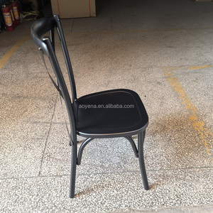 Vente en gros bon marché chaise de mariage de luxe durable chaise à dossier croisé noir pour <span class=keywords><strong>la</strong></span> <span class=keywords><strong>location</strong></span> d'événements - Product Image 2