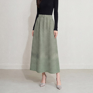 Jupe plissée Miyake style officiel professionnel PY 2026, taille élastique, coupe trapèze flatteuse, jupe midi évasée, vente en gros en ligne - Product Image 2