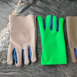 Gants de travail industriels Qiong Liang imperméables et résistants à l'huile, doublés en polaire, épaissis, pour la construction - Product Image 2