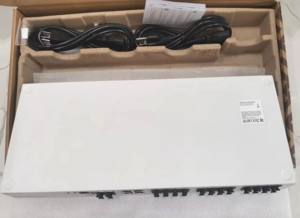 สวิตช์เราเตอร์คลาวด์ MikroTik รุ่น <span class=keywords><strong>CRS326</strong></span>-24S+2Q+<span class=keywords><strong>RM</strong></span> พร้อมพอร์ต QSFP+ ความเร็ว 40 Gbps - Product Image 5