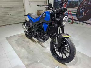 Moto de rue vintage 250CC refroidie par eau avec injection électronique de carburant, vitesse maximale de 180 km/h, ABS avant/arrière - Product Image 2