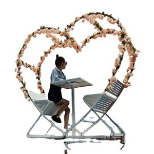 Boutique <span class=keywords><strong>de</strong></span> thé au lait café table et chaise bar Photographie extérieure <span class=keywords><strong>en</strong></span> <span class=keywords><strong>métal</strong></span> amour nid d'oiseau Table et chaise d'amour <span class=keywords><strong>en</strong></span> plein air - Product Image 1