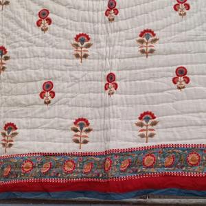 100% Cotton Handmade Floral Quilts India <b>Block</b> <b>Print</b> Quilts for Export White Hand <b>Block</b> Printed Quilt For Home - Product Image 4