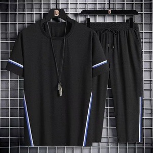 Ensemble de survêtement décontracté pour homme en soie glacée, respirant, à manches courtes et pantalon, couleur unie, grande taille, idéal pour l'été - Product Image 4