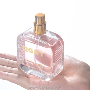 Flacon <span class=keywords><strong>de</strong></span> <span class=keywords><strong>parfum</strong></span> carré en verre transparent personnalisé <span class=keywords><strong>de</strong></span> 50 ml avec pulvérisateur et capuchon givré, impression sérigraphique, MOQ 100 pièces, boîte cadeau - Product Image 5
