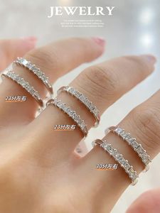 Anillo de Boda Xinfly de Oro Blanco de 18k con Diamantes de Corte Princesa de Media Eternidad - Product Image 2