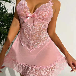 Ensemble de lingerie haut de gamme transparente en dentelle brodée avec nœud sexy en maille pour femme (soutien-gorge et culotte) - Product Image 2